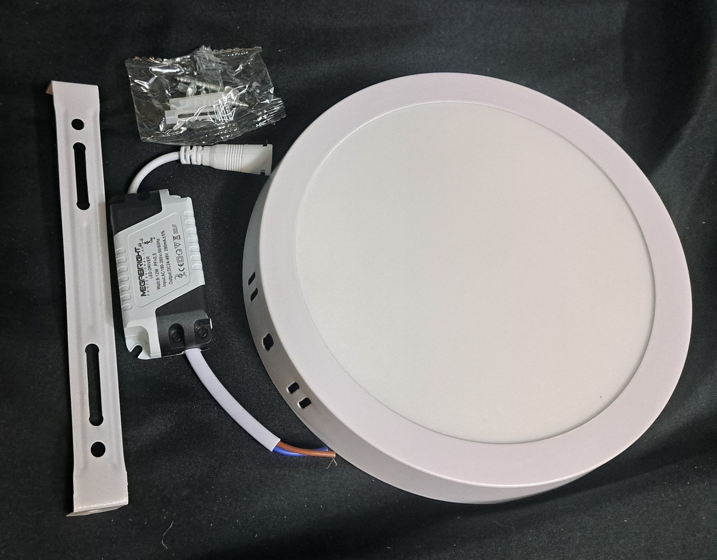 Luz Panel Sobrepuesto LED (12w Ø16cm)